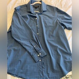 Mizzen + Main Leeward Dress Shirt, Size XL Classic Fit. Blue